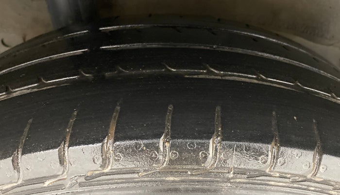 2017 Honda Jazz 1.5L I-DTEC V, Diesel, Manual, 66,002 km, Right Rear Tyre Tread