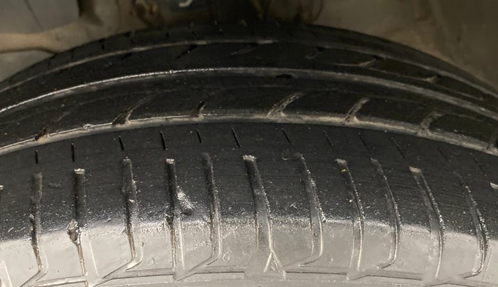 2017 Honda Jazz 1.5L I-DTEC V, Diesel, Manual, 66,002 km, Left Front Tyre Tread