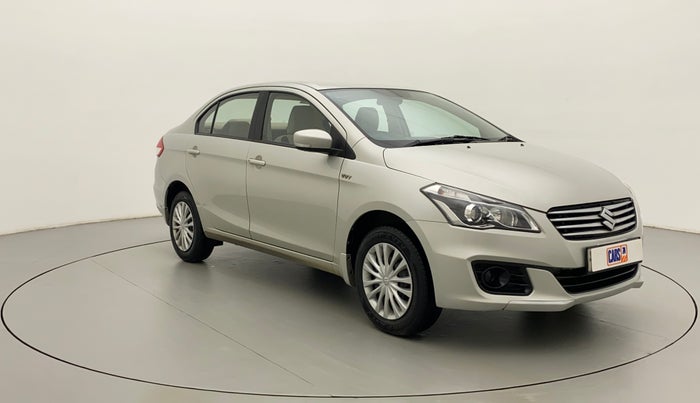 2015 Maruti Ciaz VXI, Petrol, Manual, 41,599 km, Right Front Diagonal