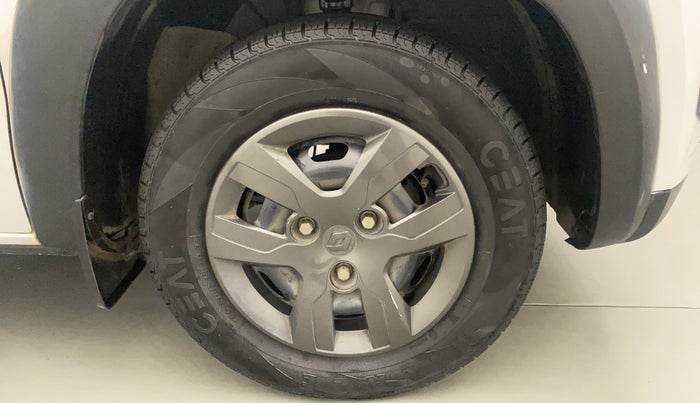 2019 Renault Kwid RXT 1.0 AMT (O), Petrol, Automatic, 33,843 km, Right Front Wheel