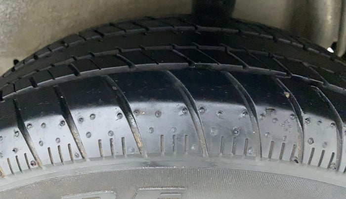 2018 Maruti Celerio ZXI, Petrol, Manual, 20,398 km, Left Rear Tyre Tread