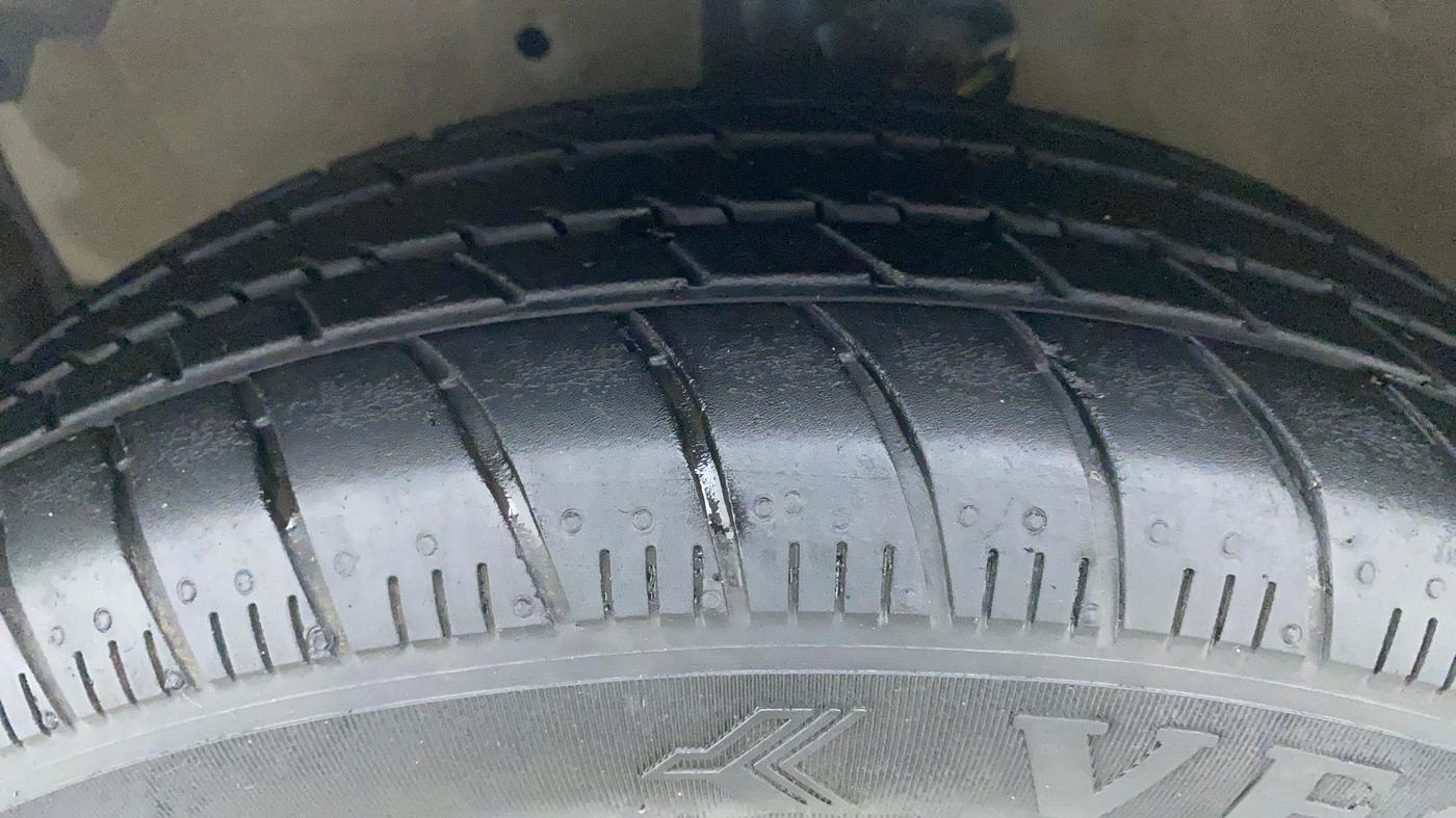 2018 Maruti Celerio ZXI, Petrol, Manual, 20,398 km, Left Front Tyre Tread