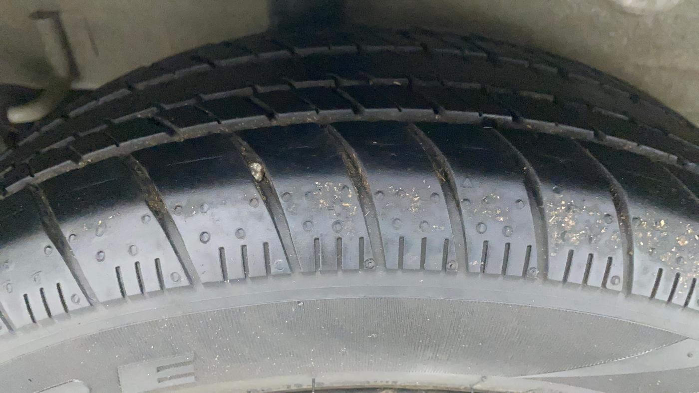 2018 Maruti Celerio ZXI, Petrol, Manual, 20,398 km, Right Rear Tyre Tread