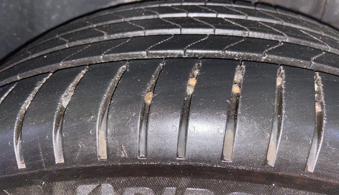 2021 KIA SELTOS X LINE 1.4 PETROL DCT, Petrol, Automatic, 65,509 km, Left Rear Tyre Tread