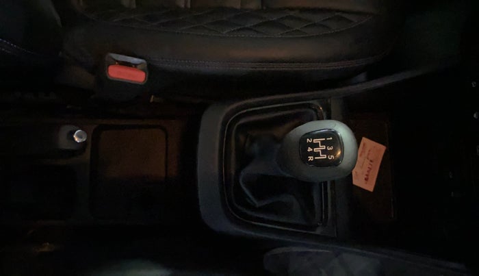 2022 Tata PUNCH ADVENTURE MT, Petrol, Manual, 42,944 km, Gear Lever