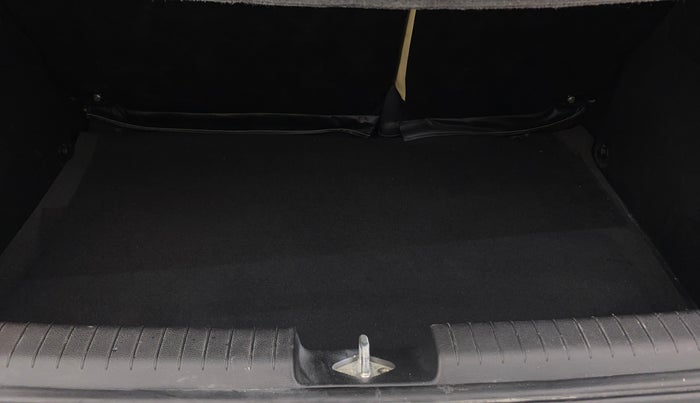 2015 Hyundai Elite i20 ASTA 1.2, Petrol, Manual, 55,985 km, Boot Inside