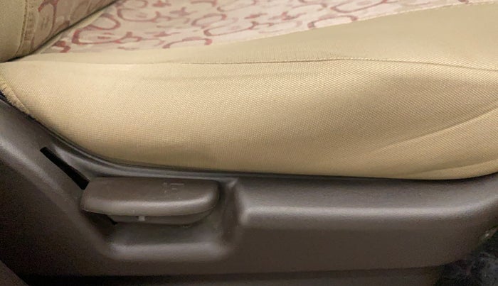 2011 Hyundai Santro Xing GL PLUS, Petrol, Manual, 17,053 km, Driver Side Adjustment Panel