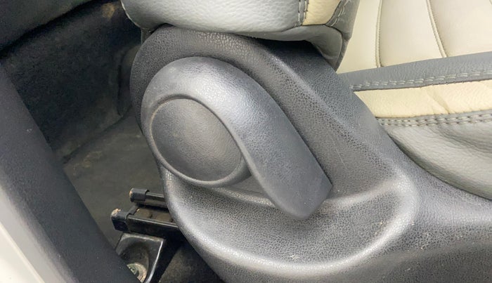 2015 Nissan Micra Active XV, Petrol, Manual, 31,260 km, Driver Side Adjustment Panel
