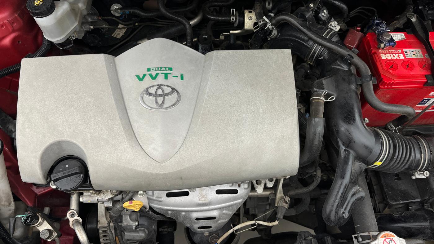 2021 Toyota YARIS V CVT, Petrol, Automatic, 1,07,004 km, Engine View