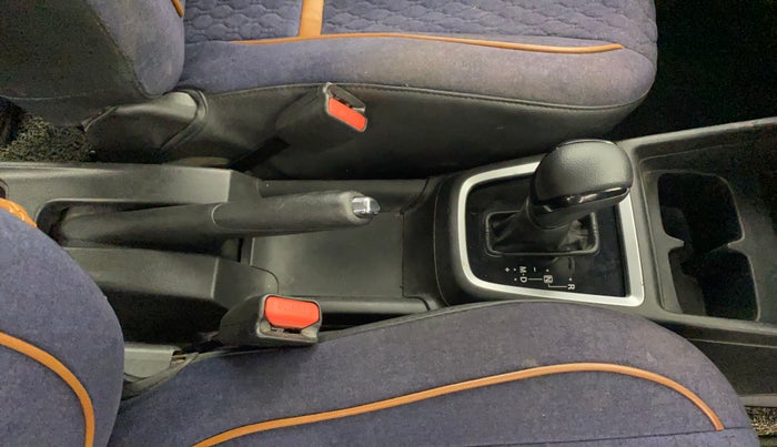 2019 Maruti Swift VXI AMT, Petrol, Automatic, 1,02,517 km, Gear Lever