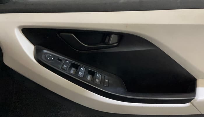 2020 Hyundai Creta E 1.5 DIESEL, Diesel, Manual, 59,992 km, Driver Side Door Panels Control