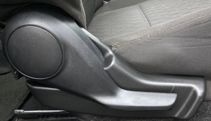 2018 Maruti Baleno DELTA 1.2 K12, Petrol, Manual, 61,871 km, Driver Side Adjustment Panel