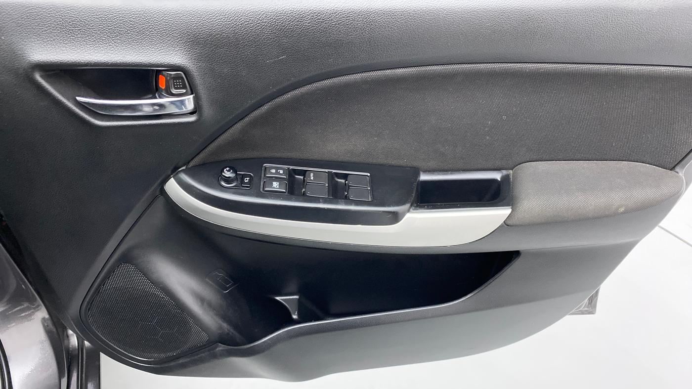 2018 Maruti Baleno DELTA 1.2 K12, Petrol, Manual, 61,871 km, Driver Side Door Panels Control