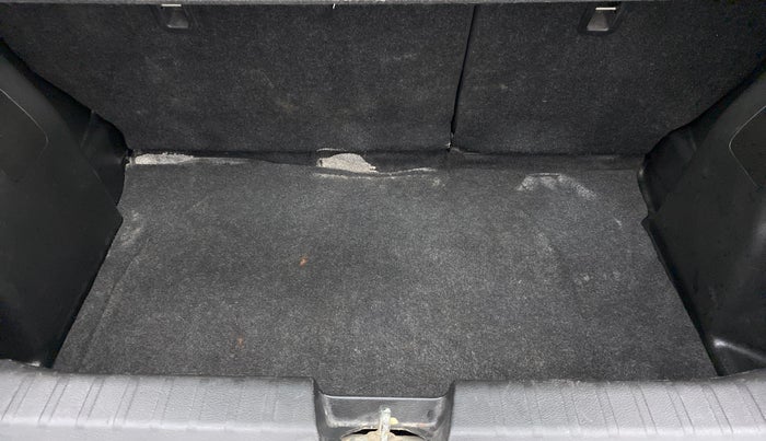 2018 Maruti Baleno DELTA 1.2 K12, Petrol, Manual, 61,871 km, Boot Inside