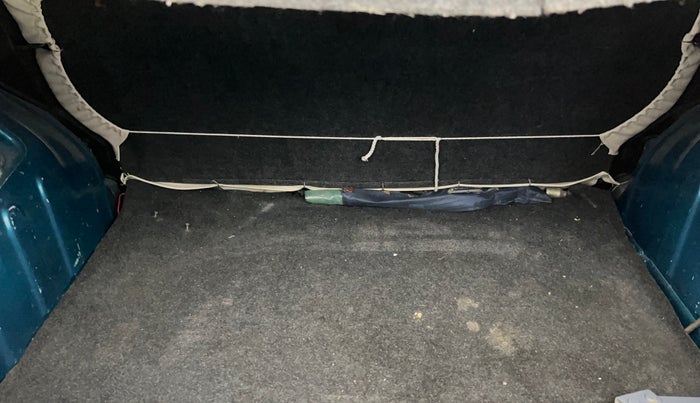 2020 Renault Kwid RXT 1.0 (O), Petrol, Manual, 37,735 km, Boot Inside