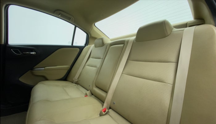 2017 Honda City 1.5L I-VTEC VX, Petrol, Manual, 40,586 km, Right Side Rear Door Cabin