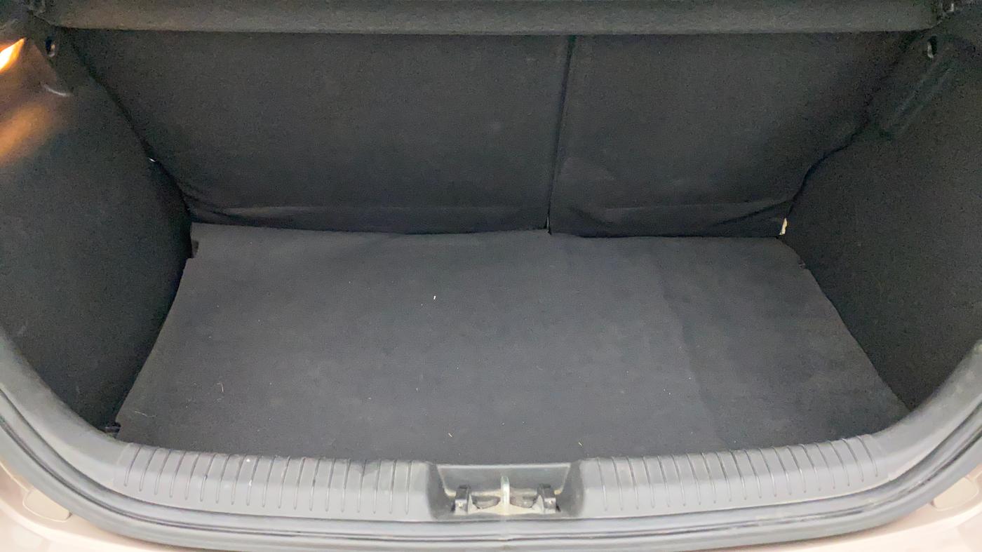 2012 Hyundai i20 SPORTZ 1.2, Petrol, Manual, 43,826 km, Boot Inside