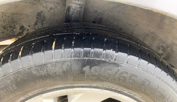 2018 Honda Amaze 1.2L I-VTEC V, CNG, Manual, 1,03,029 km, Right Rear Tyre Tread