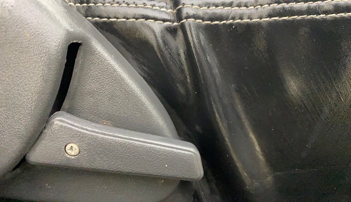 2018 Maruti Alto 800 LXI, Petrol, Manual, 73,792 km, Driver Side Adjustment Panel