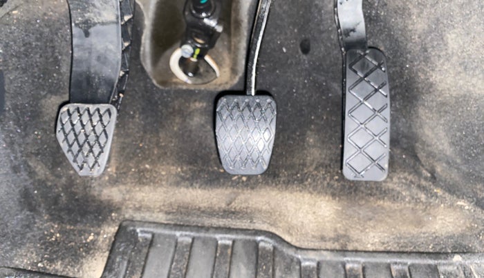 2022 MG ASTOR SHARP EX 1.5 MT, Petrol, Manual, 31,601 km, Pedals