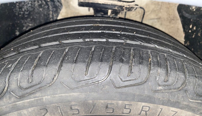 2022 MG ASTOR SHARP EX 1.5 MT, Petrol, Manual, 31,601 km, Left Front Tyre Tread