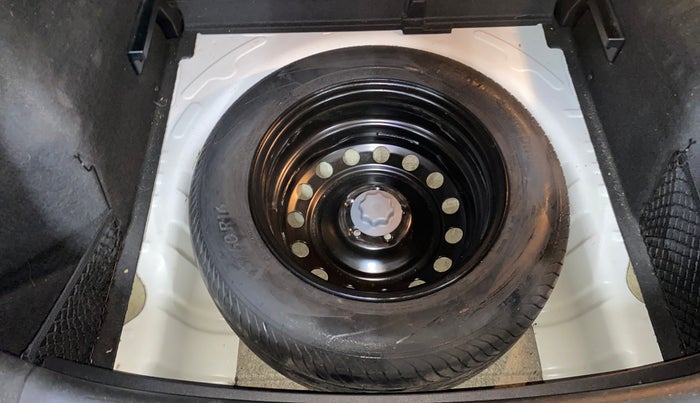 2022 MG ASTOR SHARP EX 1.5 MT, Petrol, Manual, 31,601 km, Spare Tyre