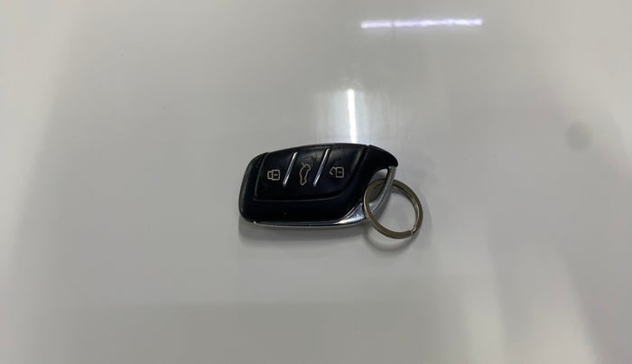 2022 MG ASTOR SHARP EX 1.5 MT, Petrol, Manual, 31,601 km, Key Close Up