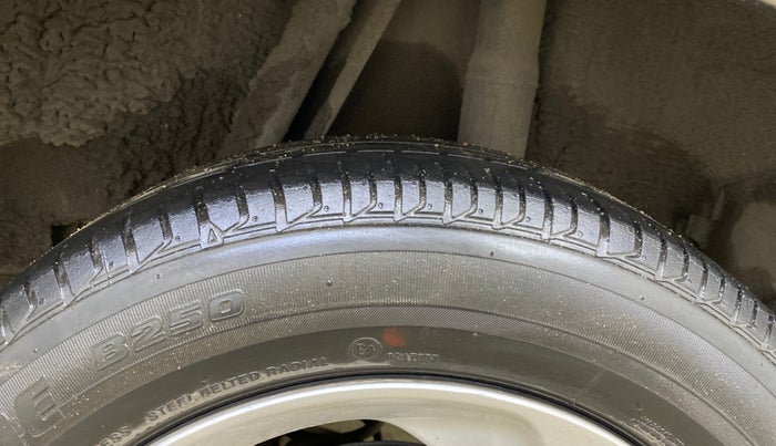 2016 Honda City 1.5L I-VTEC V MT, Petrol, Manual, 89,764 km, Left Rear Tyre Tread