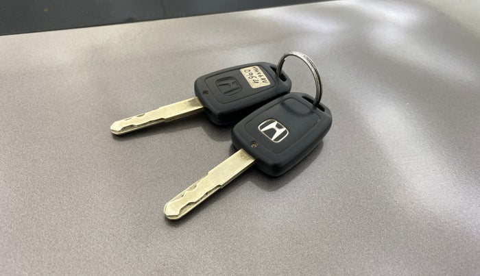 2016 Honda City 1.5L I-VTEC V MT, Petrol, Manual, 89,764 km, Key Close Up