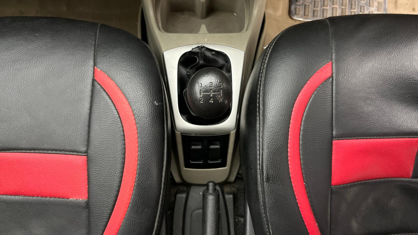 2016 Maruti Alto K10 VXI, Petrol, Manual, 78,953 km, Gear Lever