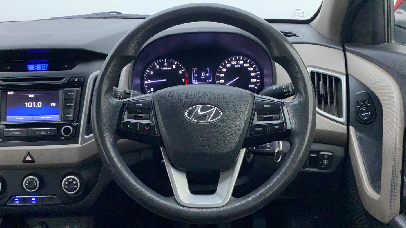2017 Hyundai Creta E PLUS 1.6 PETROL, Petrol, Manual, 91,272 km, Steering Wheel Close Up