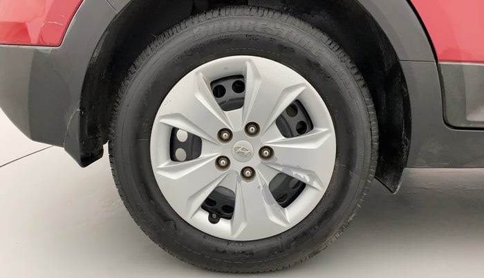 2017 Hyundai Creta E PLUS 1.6 PETROL, Petrol, Manual, 91,272 km, Right Rear Wheel