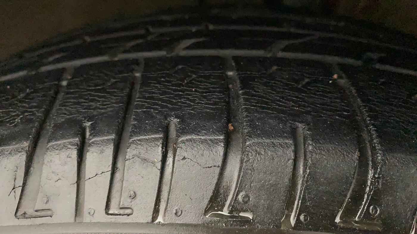 2017 Hyundai Creta E PLUS 1.6 PETROL, Petrol, Manual, 91,272 km, Right Front Tyre Tread
