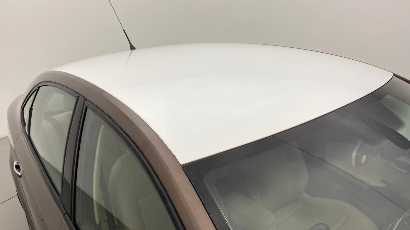 2016 Volkswagen Vento HIGHLINE 1.2 TSI AT, Petrol, Automatic, 64,173 km, Roof