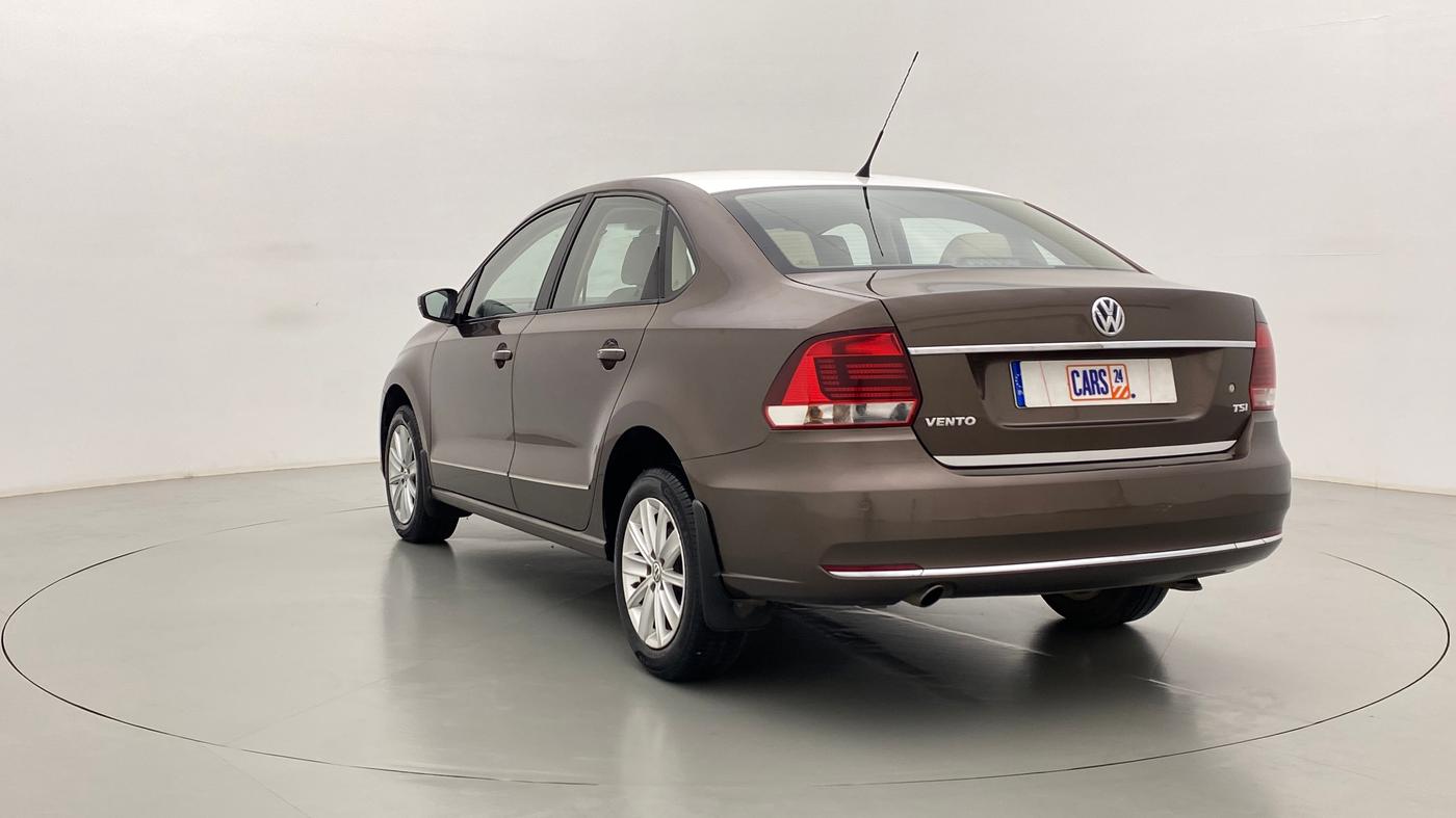 2016 Volkswagen Vento HIGHLINE 1.2 TSI AT, Petrol, Automatic, 64,173 km, Left Back Diagonal