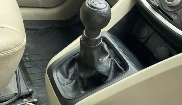 2018 Maruti Celerio VXI CNG, CNG, Manual, 49,841 km, Gear lever - Boot cover slightly torn