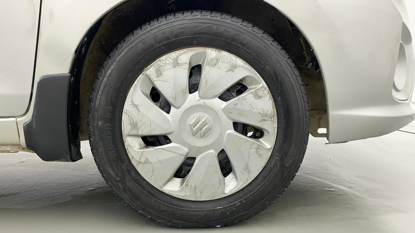 2018 Maruti Celerio VXI CNG, CNG, Manual, 49,841 km, Right Front Wheel