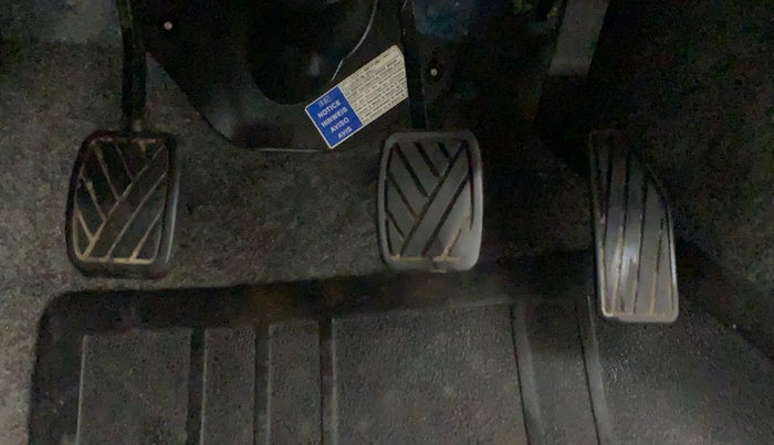 2018 Maruti Celerio VXI CNG, CNG, Manual, 49,841 km, Pedals