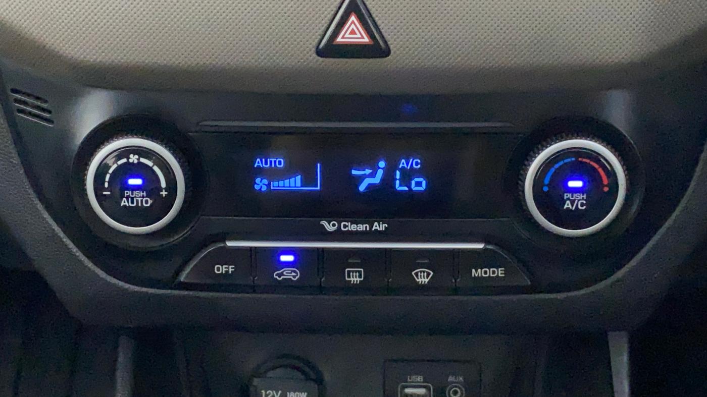2016 Hyundai Creta SX PLUS 1.6 PETROL, Petrol, Manual, 91,641 km, Automatic Climate Control