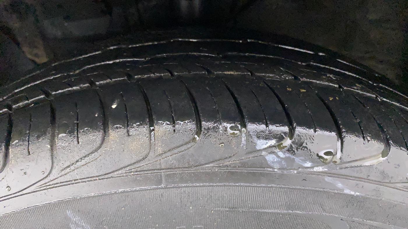 2016 Hyundai Creta SX PLUS 1.6 PETROL, Petrol, Manual, 91,641 km, Left Front Tyre Tread