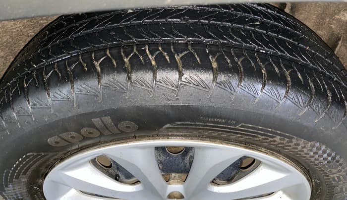 2024 Toyota URBAN CRUISER HYRYDER S AT NEO DRIVE, Petrol, Automatic, 40,789 km, Left Rear Tyre Tread