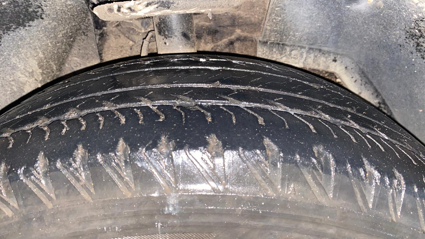 2019 Mahindra XUV500 W11, Diesel, Manual, 35,341 km, Right Front Tyre Tread