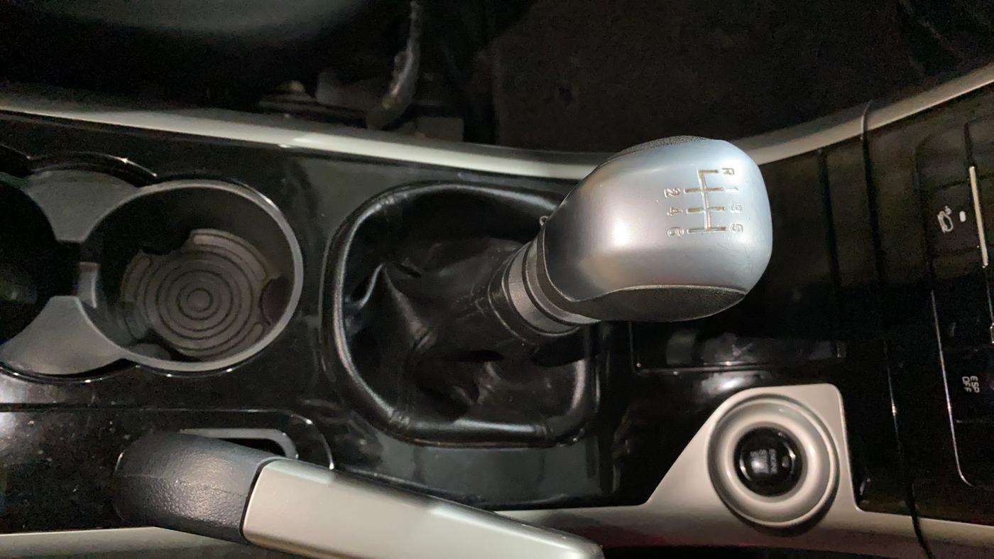 2019 Mahindra XUV500 W11, Diesel, Manual, 35,341 km, Gear Lever