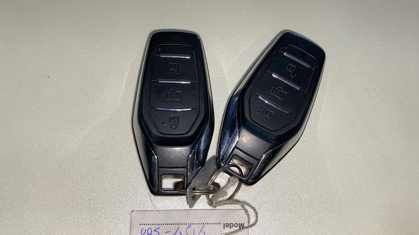 2019 Mahindra XUV500 W11, Diesel, Manual, 35,341 km, Key Close Up