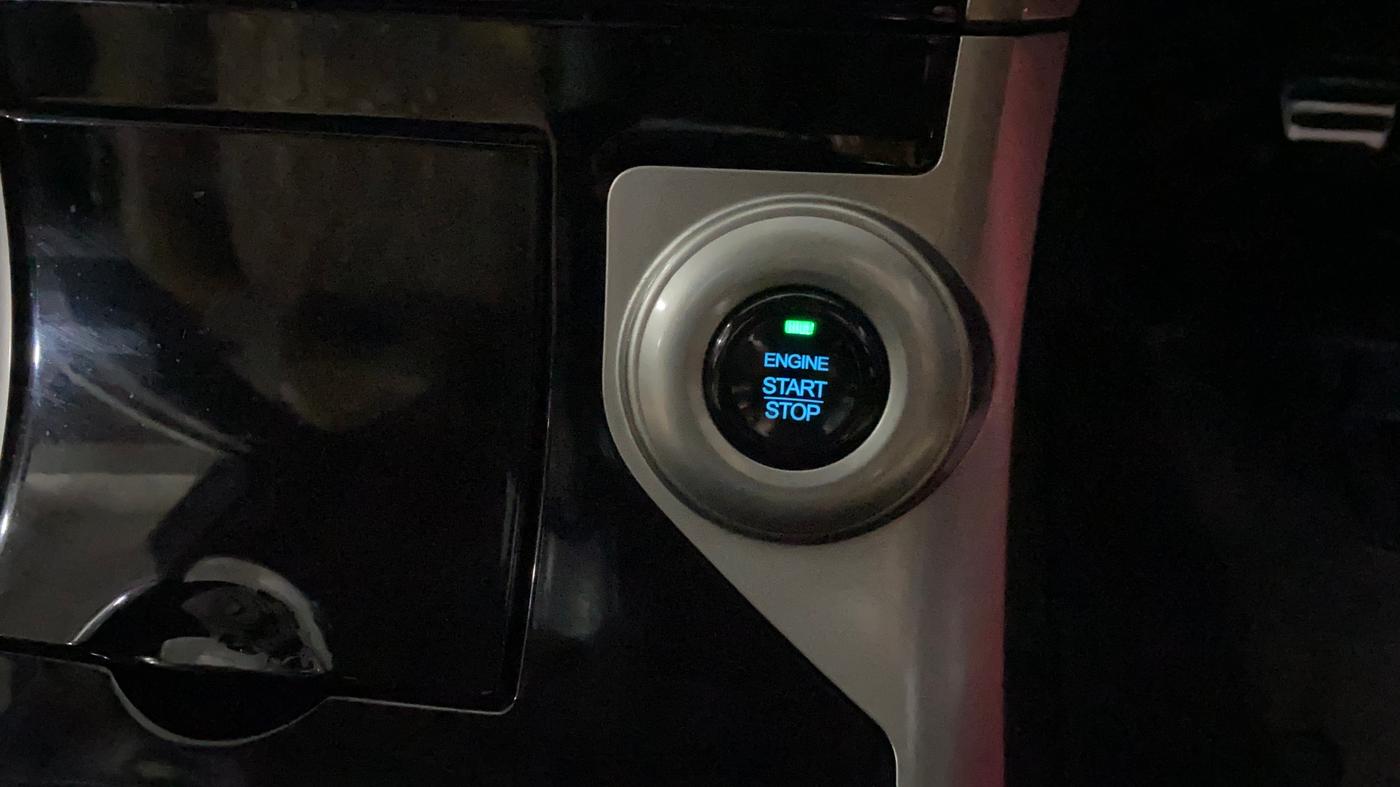 2019 Mahindra XUV500 W11, Diesel, Manual, 35,341 km, Keyless Start/ Stop Button