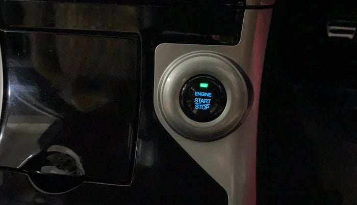 2019 Mahindra XUV500 W11, Diesel, Manual, 35,341 km, Keyless Start/ Stop Button