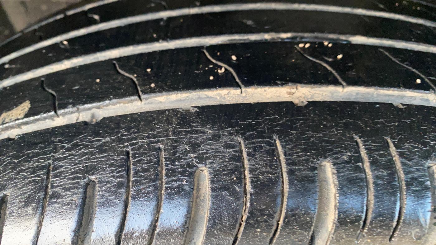 2022 Maruti Vitara Brezza LXI, Petrol, Manual, 56,159 km, Left Front Tyre Tread