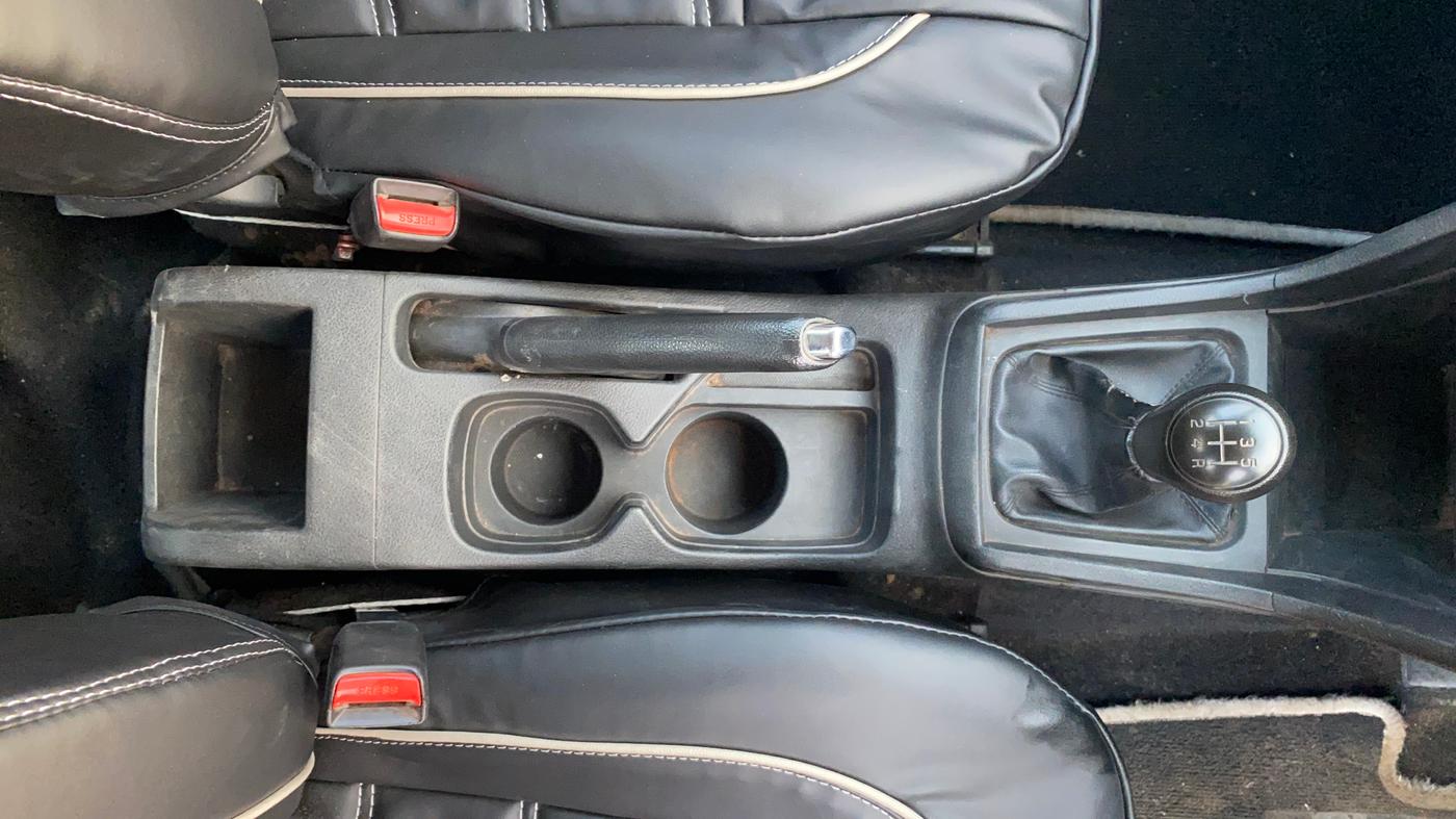 2022 Maruti Vitara Brezza LXI, Petrol, Manual, 56,159 km, Gear Lever