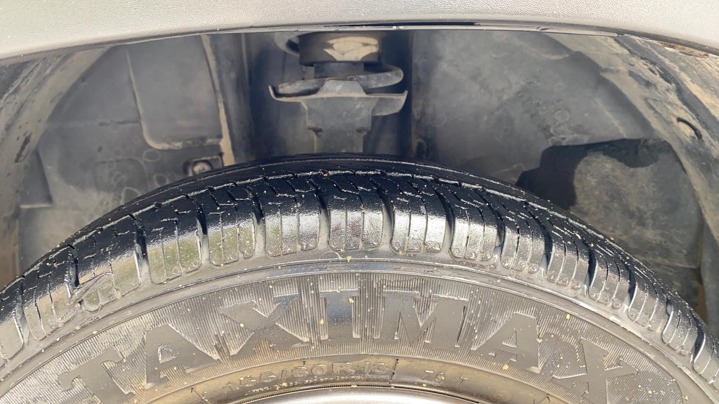 2016 Renault Kwid RXT 1.0, Petrol, Manual, 51,246 km, Left Front Tyre Tread