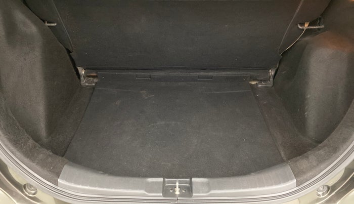 2017 Honda Jazz 1.2 SV MT, Petrol, Manual, 18,264 km, Boot Inside
